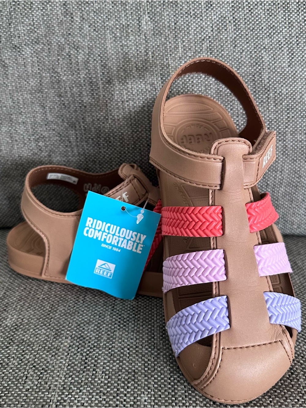 Girls reef sandal water shoes size 1 NWT